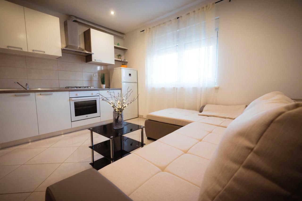 Apartments Nakic Sibenik Exterior photo